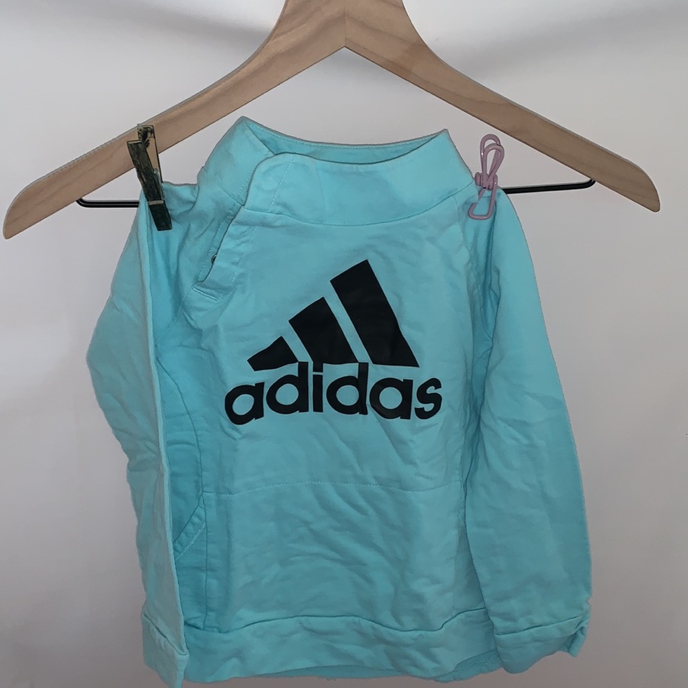 Matching adidas set 4t